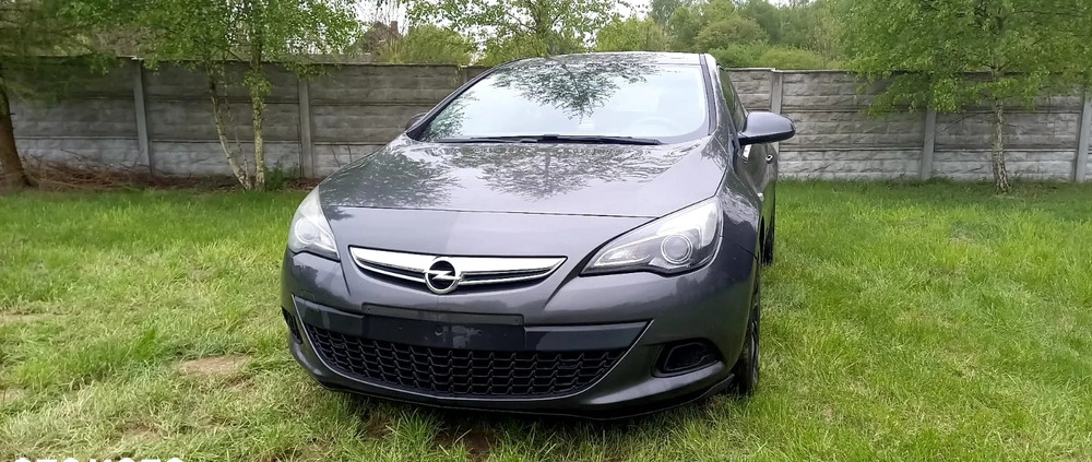 Opel Astra cena 31900 przebieg: 95000, rok produkcji 2013 z Strzegom małe 704
